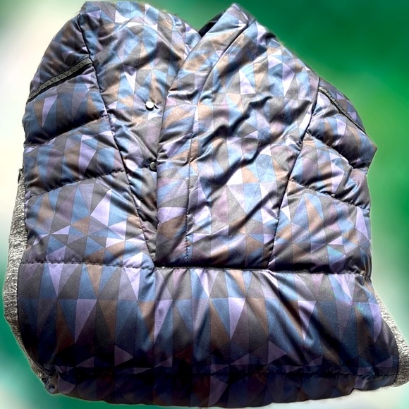 Lululemon Fluff Off Pullover Nightfall Black Goose Down Sz 6 - Picture 5 of 11